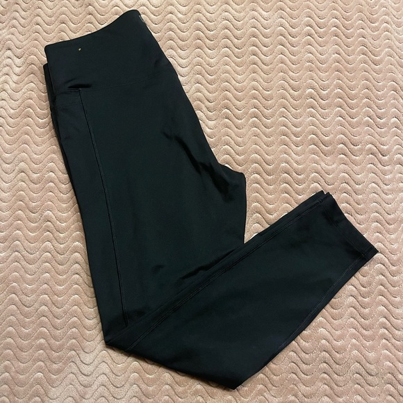 Victoria's Secret PINK High Waist 7/8 Legging - Picture 2 of 4